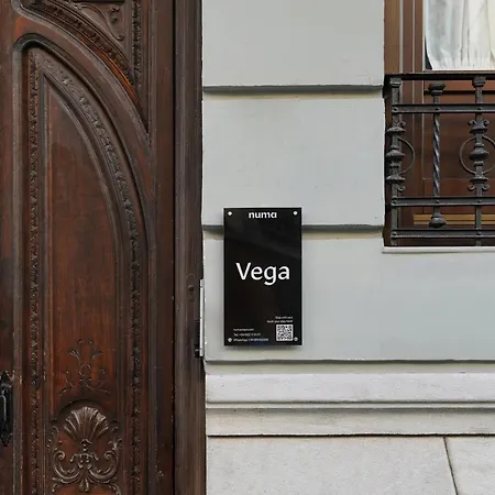 Numa Vega * Γρανάδα